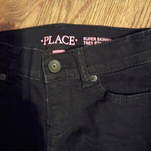Children's Place Little girls size 6 black super skinny jeans